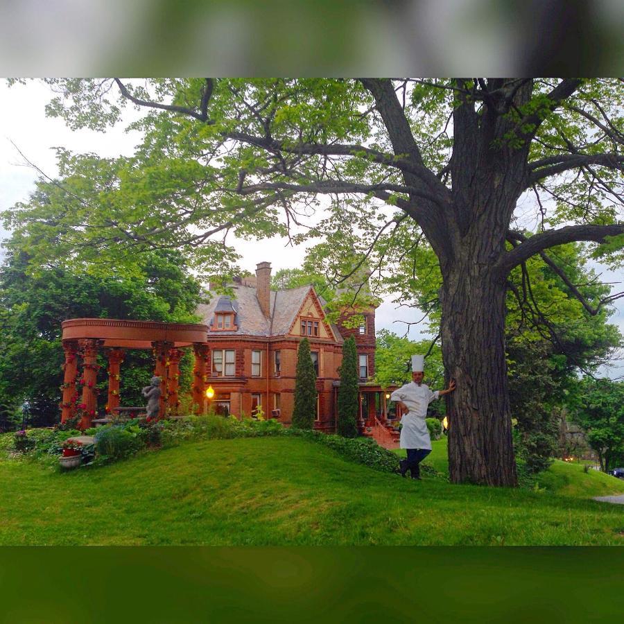 Henderson Castle Inn 캘러머주 외부 사진