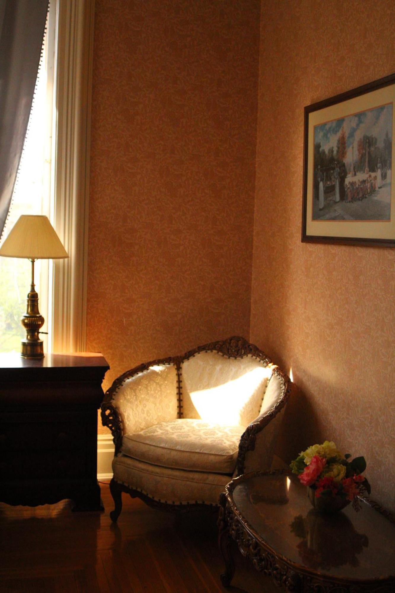 Henderson Castle Inn 캘러머주 객실 사진